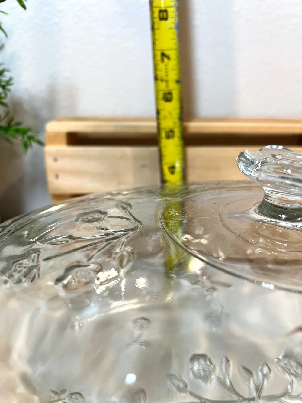 Anchor Hocking “Savannah” Clear Glass Lidded 2-Qt Casserole Dish | Embossed